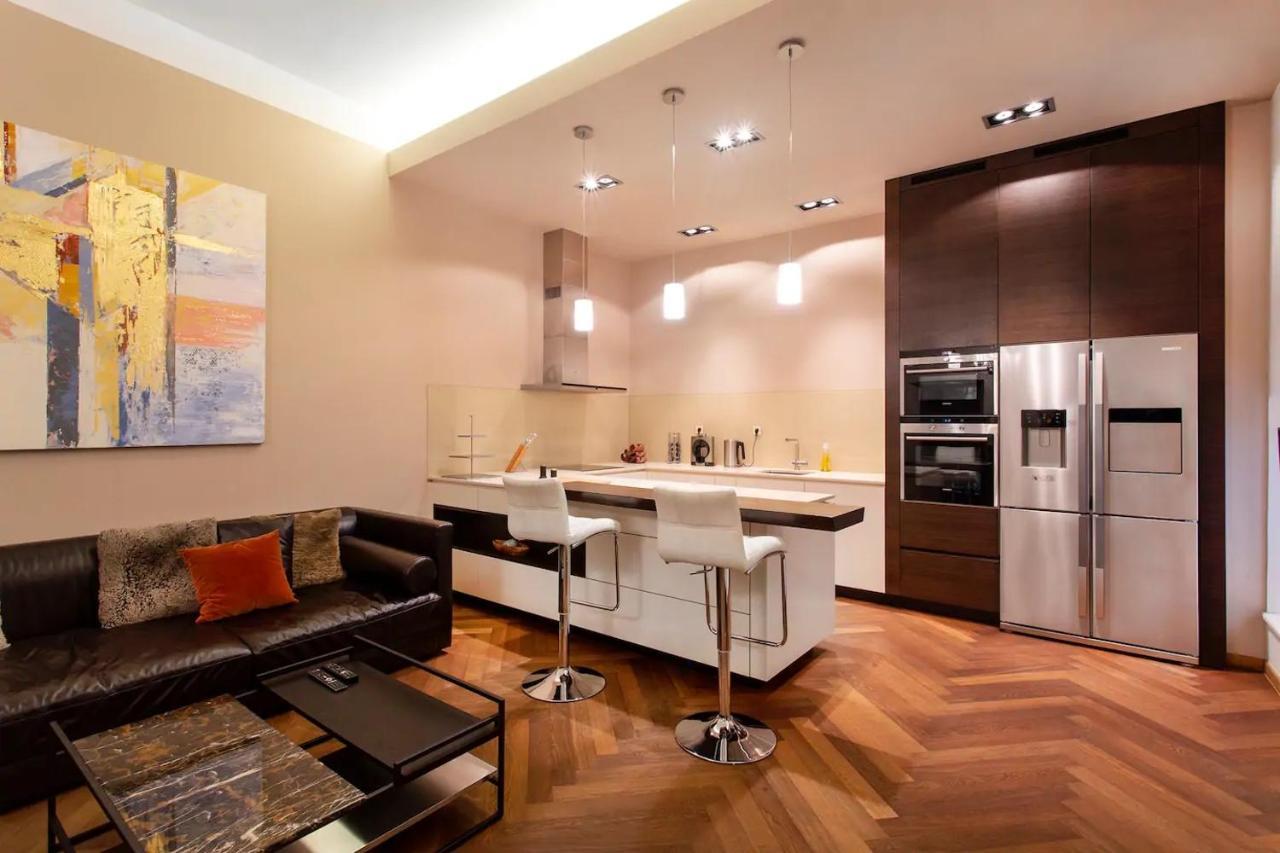 Address Deluxe Downtown Apartamento Liubliana Exterior foto