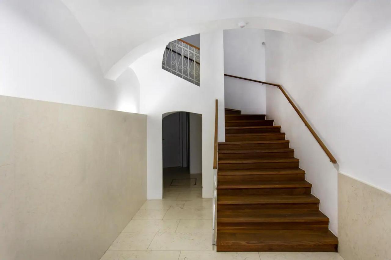 Address Deluxe Downtown Apartamento Liubliana Exterior foto